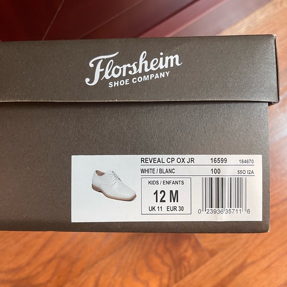 Florsheim Reveal Cap Toe Oxford, Jr. - Picture 8 of 9